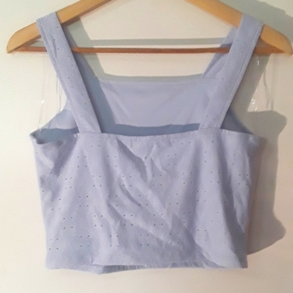 Wallflower Lavender Crop Top NWT Sz Medium - Picture 2 of 5